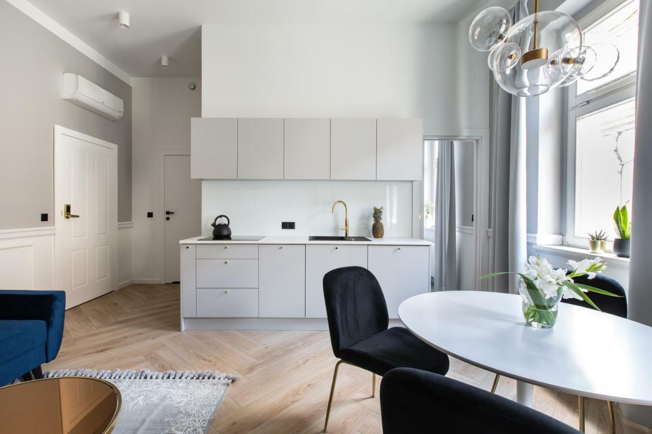 Homewell Boutique Apartments Poznan Ngoại thất bức ảnh